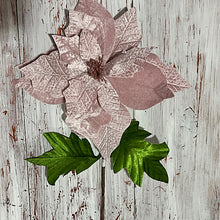 Load image into Gallery viewer, Pale pink poinsettia
