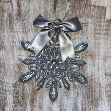 Load image into Gallery viewer, Silver  Snowflake  With Ribbon
