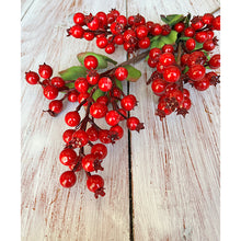 Load image into Gallery viewer, 7 Bunch Red Holly Berry Spray W/Lea
