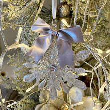 Load image into Gallery viewer, Silver  Snowflake  With Ribbon
